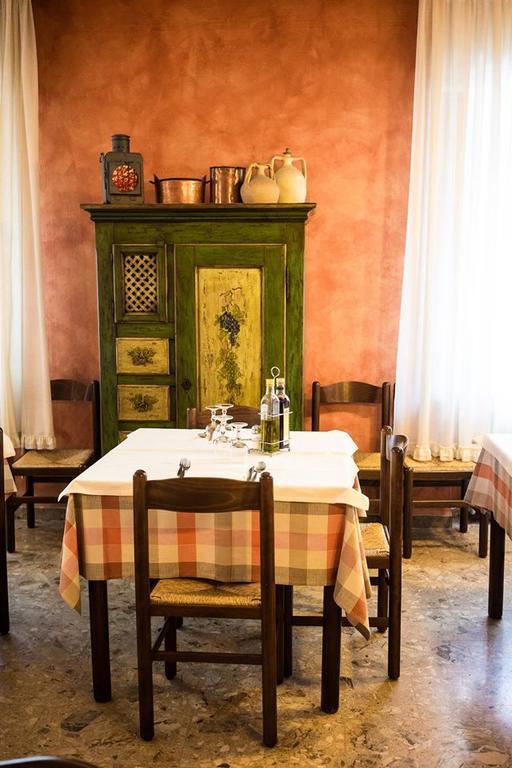 Albergo Olivo Belluno Veronese Luaran gambar