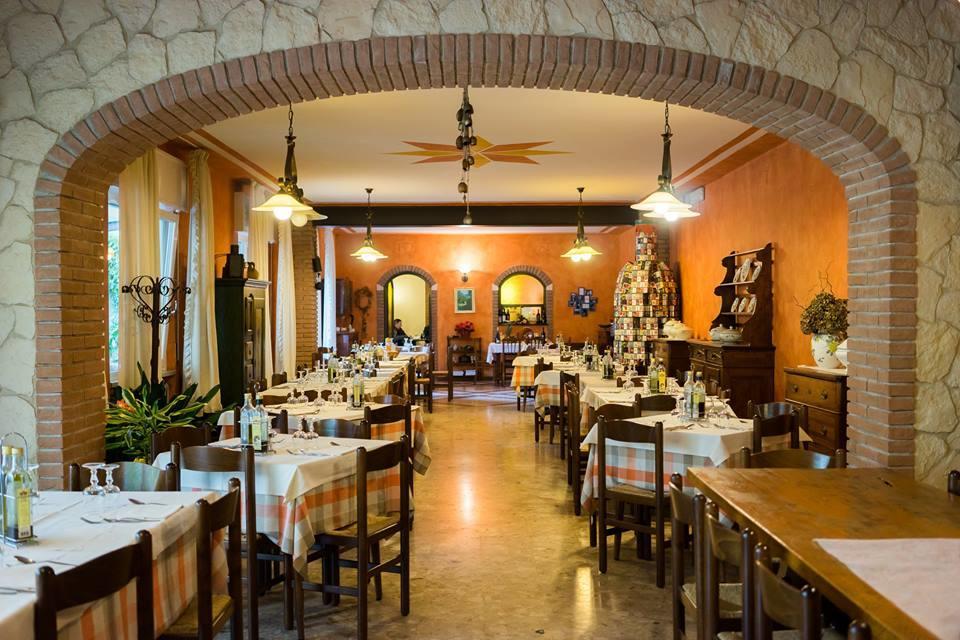 Albergo Olivo Belluno Veronese Luaran gambar